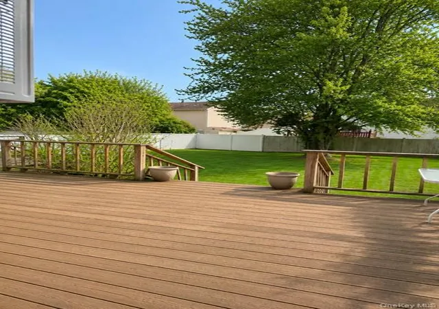 10th image of 44 47th St, Islip, NY 11751 | MLS# 997852