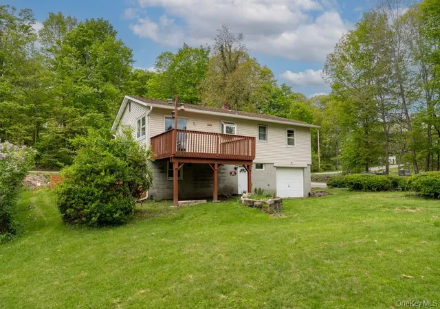 Photo 3 of Sale Pending at 23 Lakeview Dr, Holmes, NY 12531 | MLS# 997863 | Listing updated on 2026-08-11