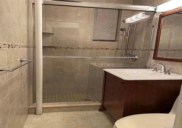 17th image of 21 06 35th St #1B, Astoria, NY 11105 | MLS# 997893