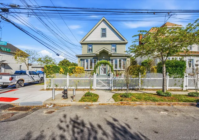 Photo 1 of Sale Pending at 18601 Nashville Blvd, New York, NY 11413 | MLS# 997909 | Listing updated on 2026-10-21