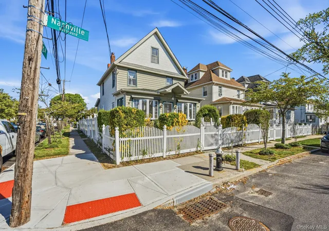 Photo 1 of Sale Pending at 18601 Nashville Blvd, New York, NY 11413 | MLS# 997909 | Listing updated on 2026-10-21