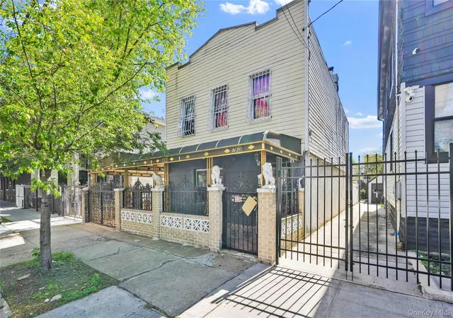 Photo 1 of Single family home for sale at 722 Elton St, New York, NY 11208 | MLS# 997913 | Listing updated on 2026-10-07