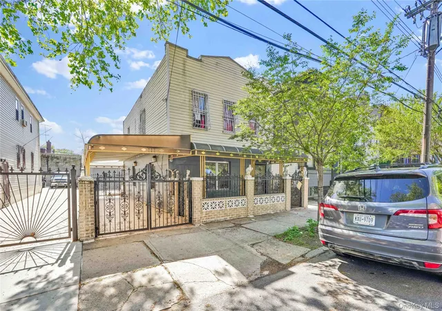 Photo 2 of Single family home for sale at 722 Elton St, New York, NY 11208 | MLS# 997913 | Listing updated on 2026-10-07
