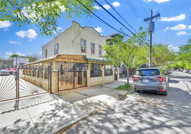 Photo 3 of Single family home for sale at 722 Elton St, New York, NY 11208 | MLS# 997913 | Listing updated on 2026-10-07