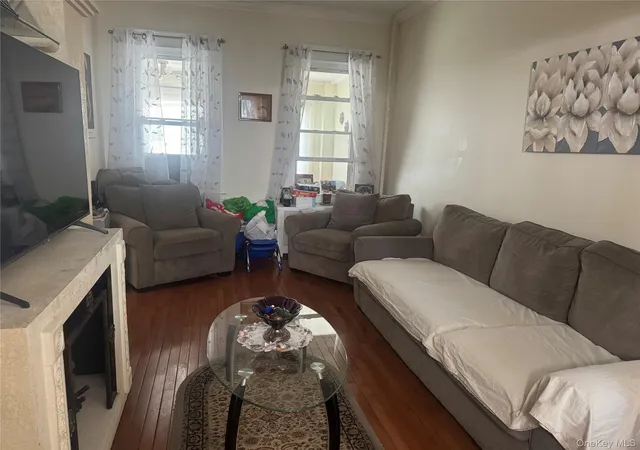 Photo 3 of Sale Pending at 8058 88th Road, Woodhaven, NY 11421 | MLS# 997998 | Listing updated on 2026-08-29