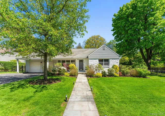 Homes for sale in Greenburgh, NY | 195 Ferndale Rd, Greenburgh, NY 10583 | MLS# 998028