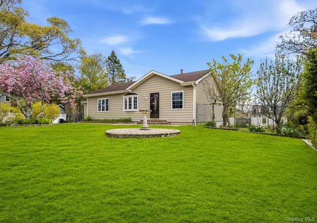 2nd image of 46 Lafayette Dr, Shirley, NY 11967 | MLS# 998034