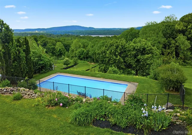 Photo 3 of Single family home for sale at 13 Spy Glass Ln, Staatsburg, NY 12580 | MLS# 998036 | Listing updated on 2026-07-16