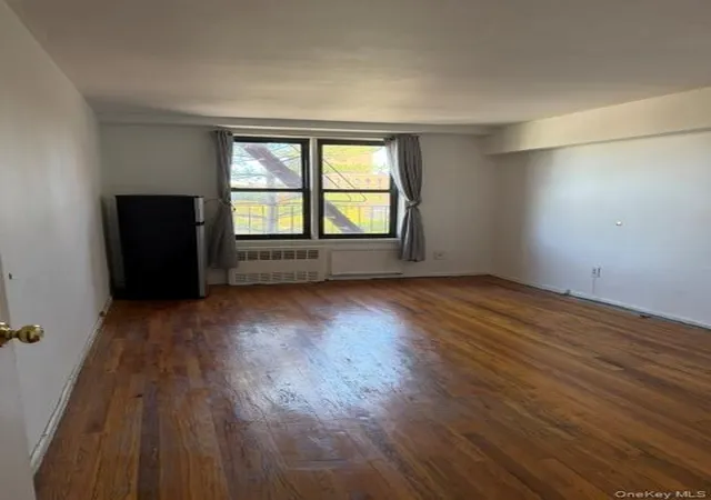 3rd image of 144-63 35Th Ave #6F, Flushing, NY 11354 | MLS# 998040