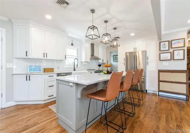 4th image of 26 New York Ave, Port Jefferson Station, NY 11776 | MLS# 998078