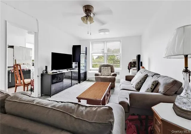 Listing Photo 5 - Condo for sale in building located at 2580 Ocean Pkwy, New York, NY 11235 - Unit #2K