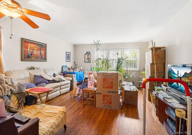 3rd image of 12239 Long St, Jamaica, NY 11434 | MLS# 998085