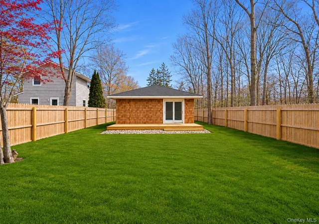 Homes for sale in Southampton, NY | 50 Squires Ave, Southampton, NY 11942 | MLS# 998105