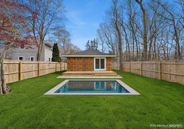 Photo 3 of Single family home for sale at 50 Squires Ave, Southampton, NY 11942 | MLS# 998105 | Listing updated on 2026-08-02