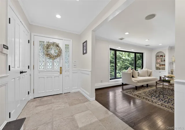 5th image of 112 The Intervale, Roslyn, NY 11576 | MLS# 998111