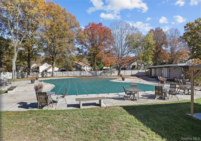 Homes for sale in Yorktown, NY | 185 Long Hill Dr #A, Yorktown, NY 10598 | MLS# 998129