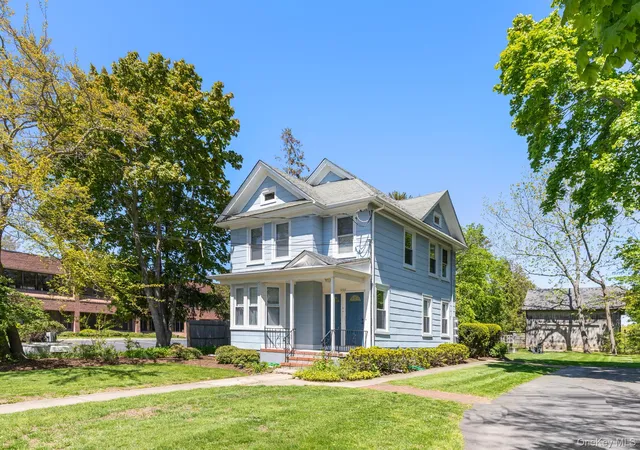 1st image of 1220 Youngs Ave, Southold, NY 11971 | MLS# 998148