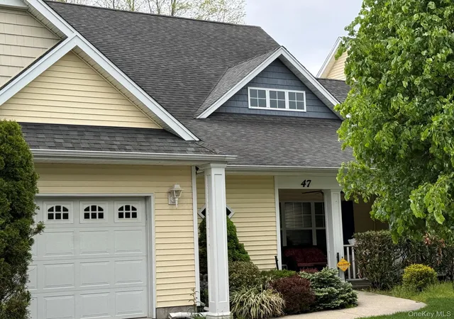 23rd image of 47 Stoneleigh Dr, Riverhead, NY 11901 | MLS# 998166