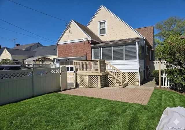 25th image of 208 S Grand Ave, Poughkeepsie, NY 12603 | MLS# 998179