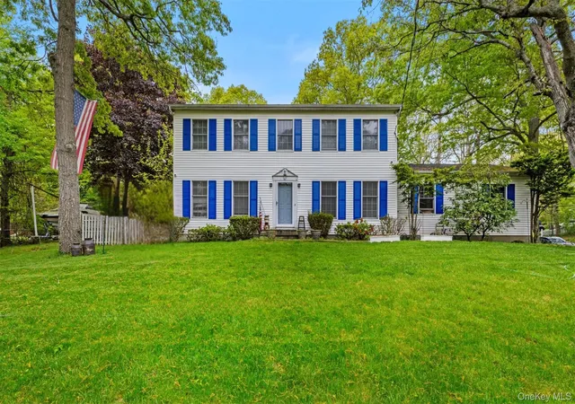 1st image of 62 W Bartlett Rd, Brookhaven, NY 11953 | MLS# 998184