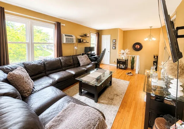 4th image of 71-03 252Nd #199B, Bellerose Terrace, NY 11426 | MLS# 998233