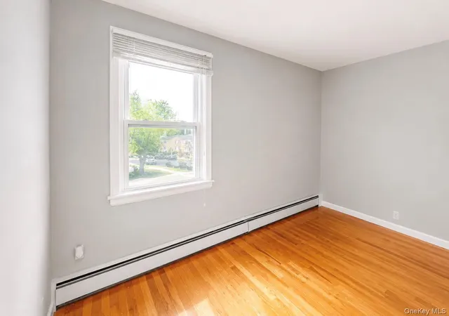 5th image of 71-03 252Nd #199B, Bellerose Terrace, NY 11426 | MLS# 998233