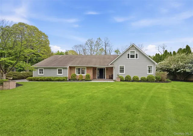 2nd image of 8 Brandywine Dr, Setauket, NY 11733 | MLS# 998259