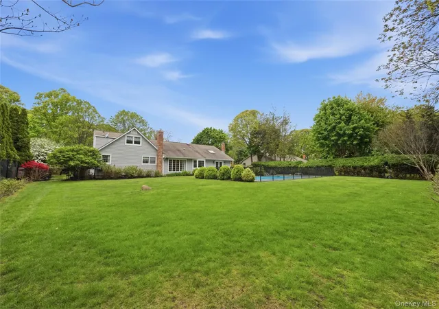 31st image of 8 Brandywine Dr, Setauket, NY 11733 | MLS# 998259