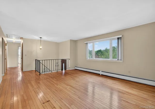 4th image of 126 Rolling Meadows Rd, Middletown, NY 10940 | MLS# 998294