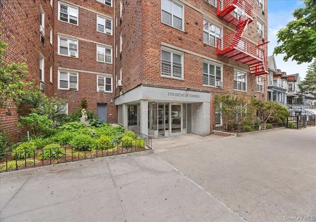 5th image of Decatur Towers, New York, NY 11238
