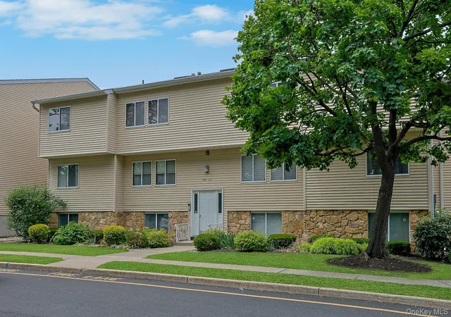 Homes for sale in Clarkstown, NY | 25 College Ave #111, Clarkstown, NY 10954 | MLS# 998321