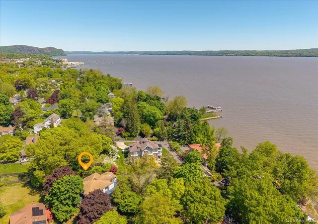 2nd image of 9 Salisbury Pl, Nyack, NY 10960 | MLS# 998327