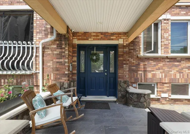 Photo 4 of House for sale at 79 Tier St, New York, NY 10464 | MLS# 998387 | Listing updated on 2026-08-09