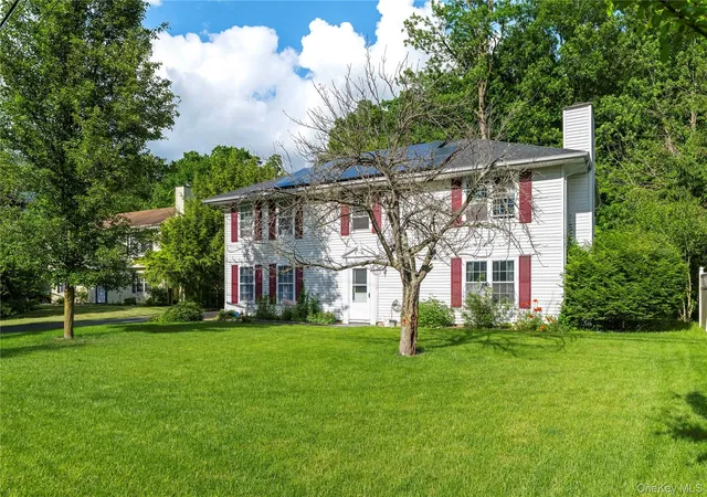 3rd image of 44 Inwood Ave, Poughkeepsie, NY 12601 | MLS# 998409