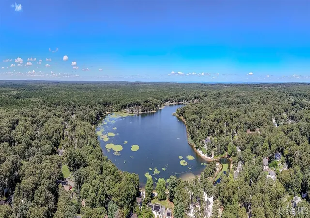 29th image of 92 Wauwepex Trl, Ridge, NY 11961 | MLS# 998487