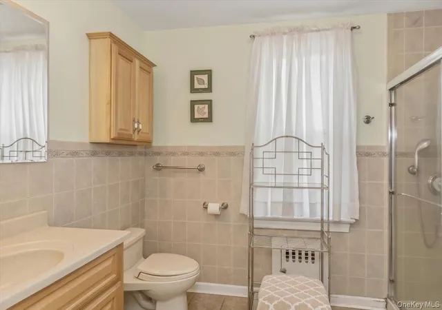 Listing Photo 4 - Condo for sale in building located at 38 Wood St, Hempstead, NY 11563