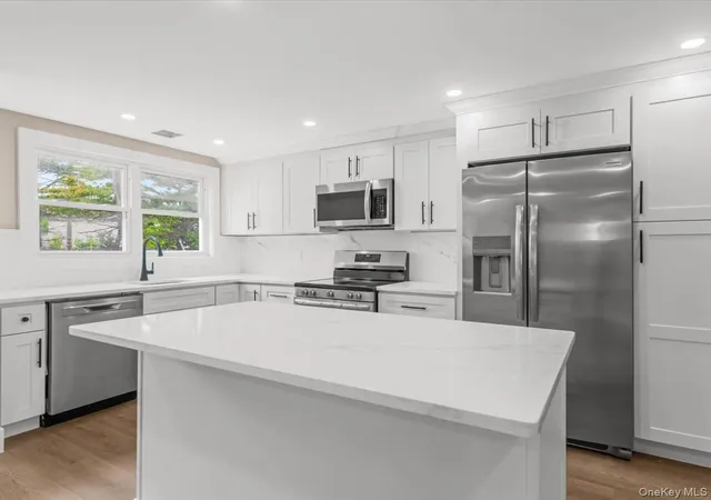 2nd image of 27 Old Farmingdale Rd, West Babylon, NY 11704 | MLS# 998506