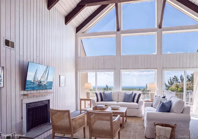 Photo 3 of Single family home for sale at 373 Dune Rd, Southampton, NY 11978 | MLS# 998516 | Listing updated on 2026-10-03