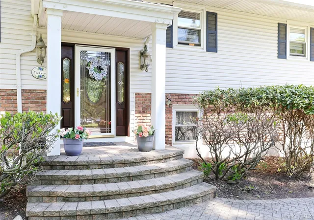 Photo 2 of Sale Pending at 164 Phillips Hl Rd, Clarkstown, NY 10956 | MLS# 998542 | Listing updated on 2026-08-27