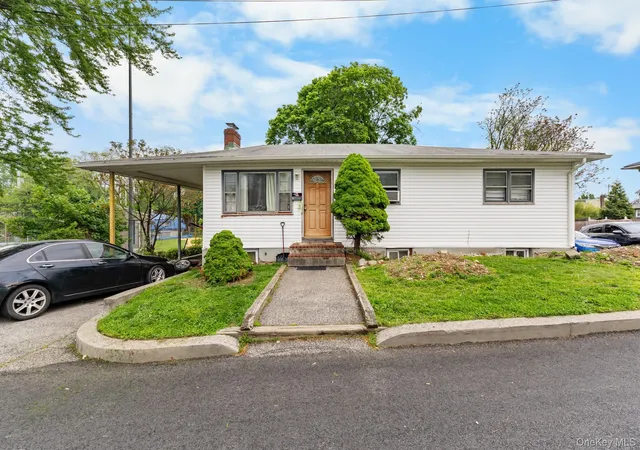 Homes for sale in Haverstraw, NY | 5 Coolidge St, Haverstraw, NY 10927 | MLS# 998559