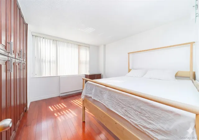 Homes for sale in New York, NY | 4140 Union St #10K, New York, NY 11355 | MLS# 998573