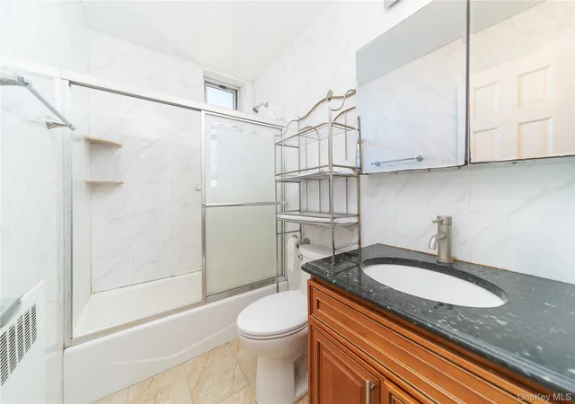 Homes for sale in New York, NY | 4140 Union St #10K, New York, NY 11355 | MLS# 998573