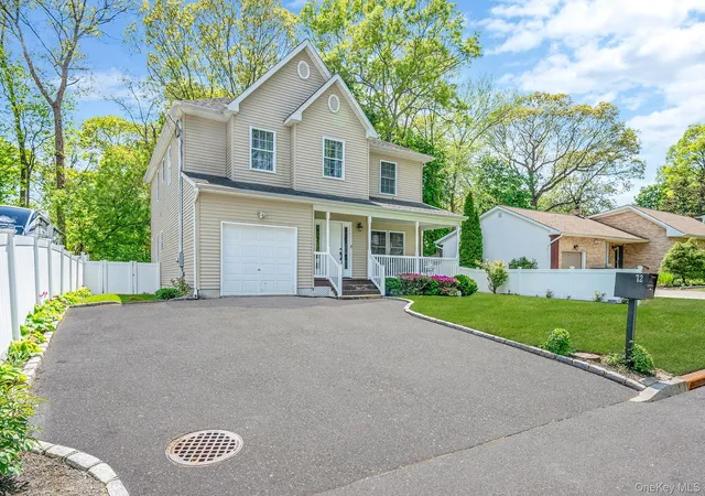 3rd image of 72 Rushmore St, Huntington Station, NY 11746 | MLS# 998588