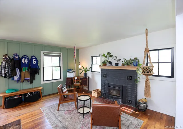 Homes for sale in Lloyd, NY | 52 Phillips Ave, Lloyd, NY 12528 | MLS# 998627
