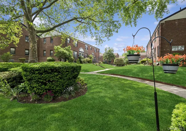 8th image of 196 30 67th Ave #1, Fresh Meadows, NY 11365 | MLS# 998634
