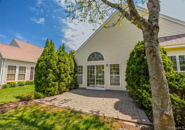 17th image of 68 Louden Loop, Mount Sinai, NY 11766 | MLS# 998666