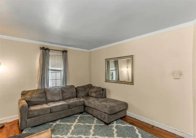 5th image of 1395 Exeter St, Hempstead, NY 11510 | MLS# 998675