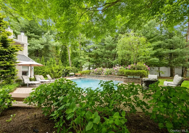 37th image of 51 Chelsea Dr, Mount Sinai, NY 11766 | MLS# 998677