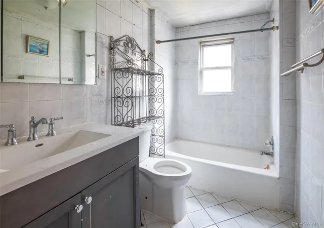 Photo 4 of Sale Pending at 13360 244th Street, Rosedale, NY 11422 | MLS# 998695 | Listing updated on 2026-08-08