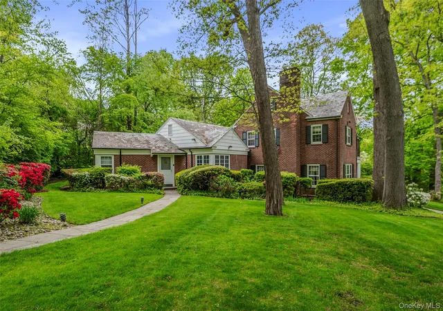 Photo 2 of Mansion for sale at 111 Clent Rd, North Hempstead, NY 11021 | MLS# 998698 | Listing updated on 2026-09-13